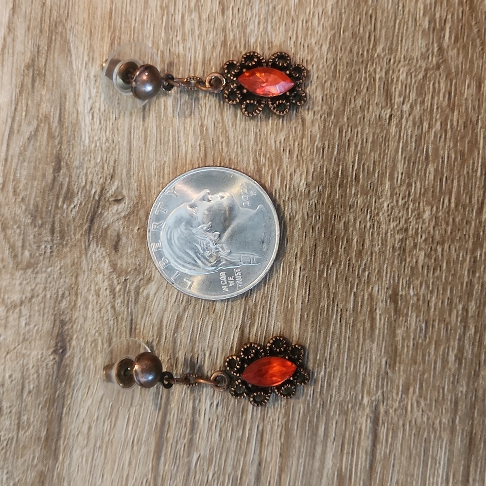 Vintage Bronze and Orange Stone Necklace and Earrings - Picture 3 of 5
